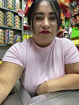 Snapshot of Miia_Jazmin chatting on April 18, 2026, 10:10 pm Miia Jazmin online show from April 18, 2026, 10:10 pm