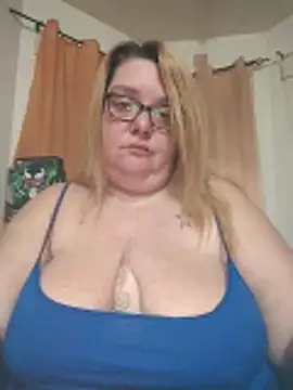 Snapshot of diosacurvy1984 chatting on February 8, 2026, 8:40 am diosacurvy1984 online show from February 8, 2026, 8:40 am