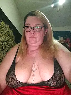 Snapshot of diosacurvy1984 chatting on February 11, 2026, 11:10 pm diosacurvy1984 online show from February 11, 2026, 11:10 pm