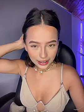 Sofia18 pinkk online show from March 26, 2026, 9:09 pm