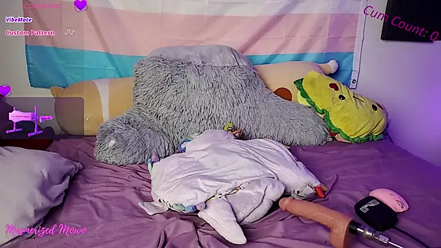 Mesmerized Mowo online show from February 27, 2026, 1:38 am