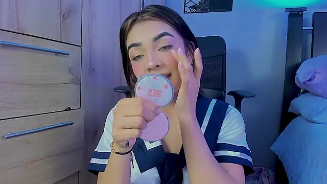 GABRIELAM MS online show from April 16, 2026, 11:07 pm