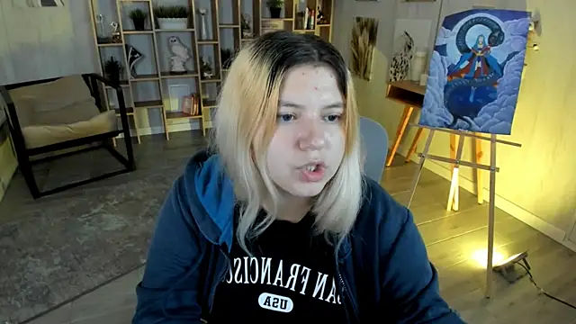 DiaAngell online show from September 10, 2025, 4:40 pm