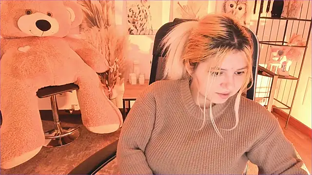 DiaAngell online show from January 10, 2026, 7:26 pm