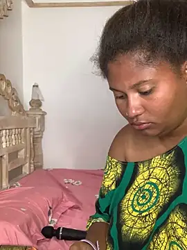 Snapshot of madell chatting on February 25, 2025, 3:09 am madell online show from February 25, 2025, 3:09 am