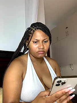 Snapshot of madell chatting on November 6, 2025, 3:40 am madell online show from November 6, 2025, 3:40 am