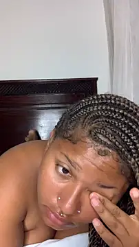 Snapshot of madell chatting on February 15, 2026, 3:14 am madell online show from February 15, 2026, 3:14 am