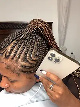 Snapshot of madell chatting on March 21, 2026, 8:30 am madell online show from March 21, 2026, 8:30 am