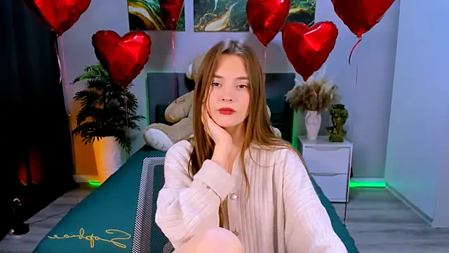 Snapshot of RayWillliams chatting on March 14, 2025, 11:43 pm RayWillliams online show from March 14, 2025, 11:43 pm