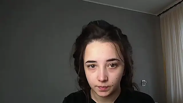 Eva Gloryy online show from April 9, 2026, 8:09 am