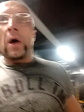 bobbuilder77pl online show from February 6, 2025, 3:16 am