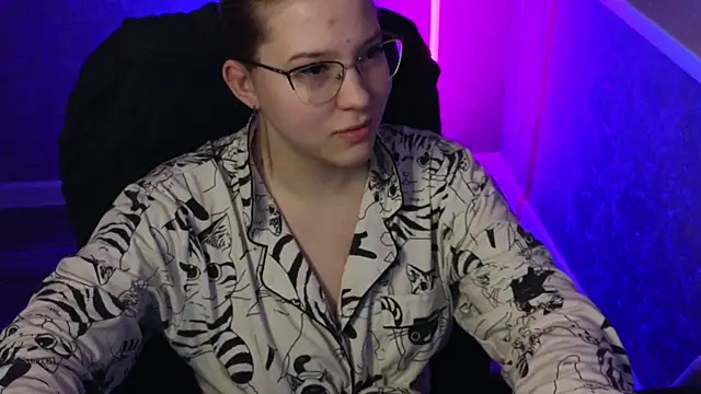 HotBrandyX online show from March 2, 2025, 1:58 am