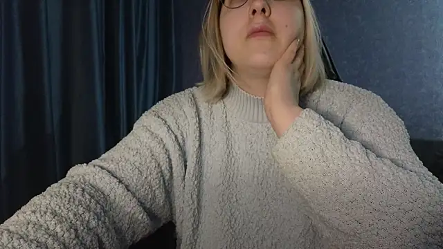 HotBrandyX online show from March 30, 2026, 3:02 pm