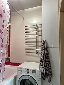 sweetflowers69 online show from March 12, 2025, 9:55 am