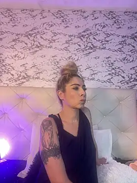 Snapshot of viktoria_davis_ chatting on February 14, 2025, 1:13 am viktoria davis online show from February 14, 2025, 1:13 am