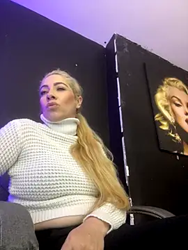 Snapshot of viktoria_davis_ chatting on October 10, 2025, 10:53 pm viktoria davis online show from October 10, 2025, 10:53 pm