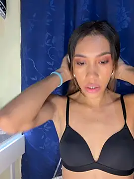 zoe storm online show from February 19, 2026, 12:28 am