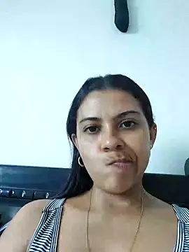 Snapshot of CallMeHeaven chatting on February 8, 2026, 4:21 pm CallMeHeaven online show from February 8, 2026, 4:21 pm