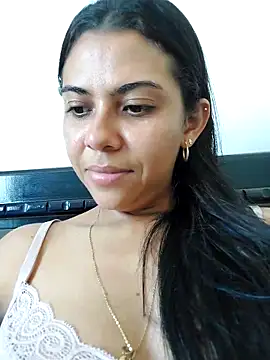 Snapshot of CallMeHeaven chatting on February 17, 2026, 5:52 pm CallMeHeaven online show from February 17, 2026, 5:52 pm