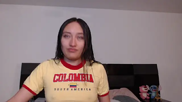 Snapshot of Elsa-bad chatting on February 5, 2025, 12:31 am Elsa-bad online show from February 5, 2025, 12:31 am