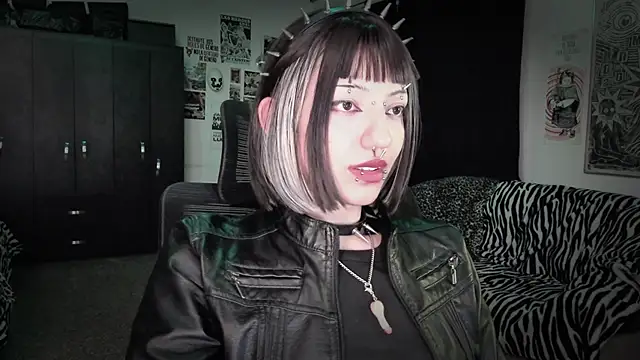 roxy toxic online show from June 11, 2026, 2:00 am