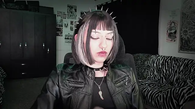 roxy toxic online show from June 11, 2026, 2:53 am