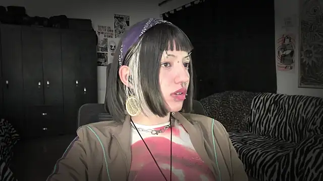 roxy toxic online show from July 7, 2026, 1:19 am