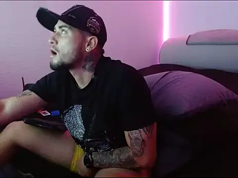 Lliam 2 online show from January 18, 2025, 5:52 am