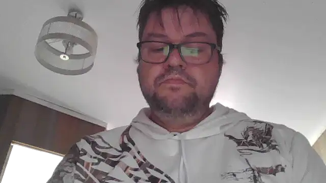 Snapshot of yourcourage1 chatting on October 3, 2025, 3:53 pm yourcourage1 online show from October 3, 2025, 3:53 pm