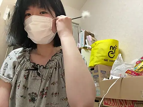 Snapshot of riri_riri_jp chatting on July 3, 2026, 3:51 pm riri riri jp online show from July 3, 2026, 3:51 pm