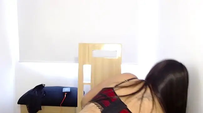 Snapshot of Sara_Bianchi chatting on January 24, 2025, 6:14 pm Sara Bianchi online show from January 24, 2025, 6:14 pm