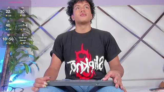 DanteAndKyle online show from November 17, 2025, 11:10 pm