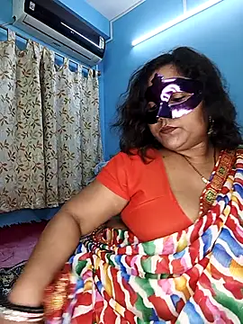 Snapshot of hevensex143 chatting on February 25, 2026, 7:56 pm hevensex143 online show from February 25, 2026, 7:56 pm