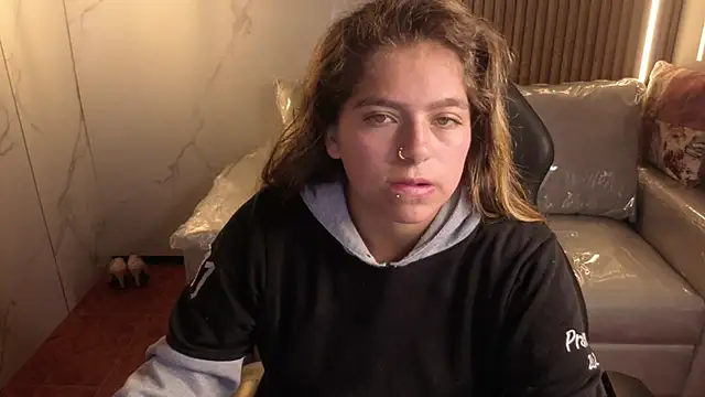 Kitten Cam online show from January 17, 2026, 3:22 am