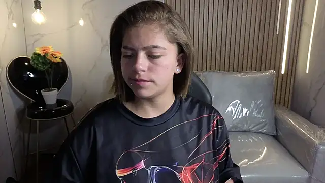 Kitten Cam online show from February 24, 2026, 3:59 am