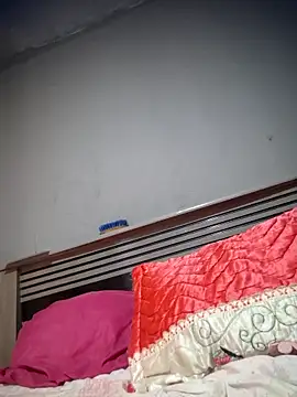 melangelo17 online show from February 15, 2026, 8:05 pm