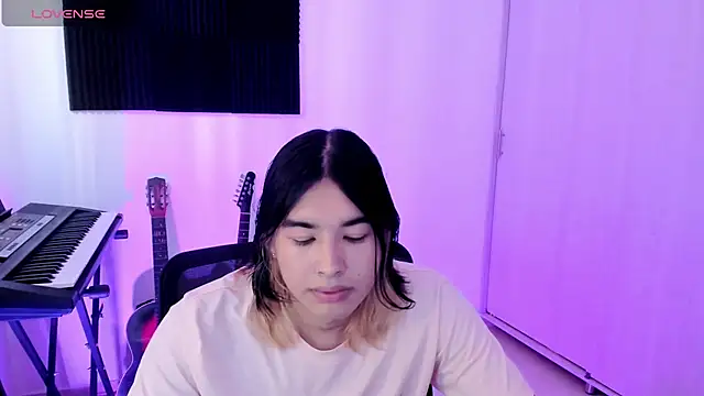 JordiWilld online show from February 14, 2025, 8:48 pm