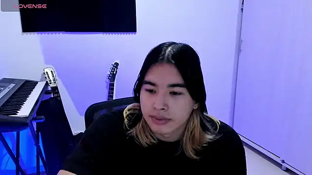 JordiWilld online show from February 18, 2025, 10:03 pm