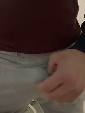 Snapshot of Greeneyes0820 chatting on January 21, 2025, 6:45 pm Greeneyes0820 online show from January 21, 2025, 6:45 pm