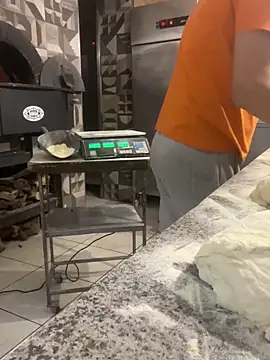 Snapshot of Greeneyes0820 chatting on February 8, 2025, 4:25 am Greeneyes0820 online show from February 8, 2025, 4:25 am