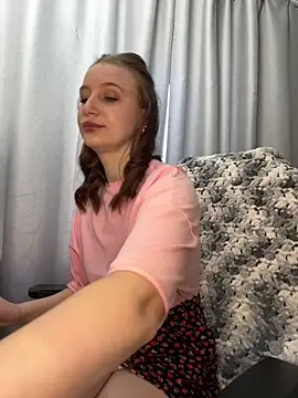 LillyFan-X online show from May 17, 2026, 4:10 am