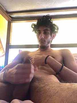 Mar7 online show from April 15, 2026, 2:02 pm