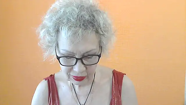 Snapshot of NessyJenixs chatting on June 9, 2026, 6:47 am NessyJenixs online show from June 9, 2026, 6:47 am