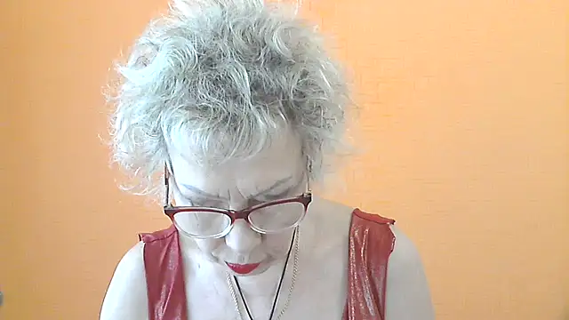 Snapshot of NessyJenixs chatting on June 10, 2026, 6:23 am NessyJenixs online show from June 10, 2026, 6:23 am