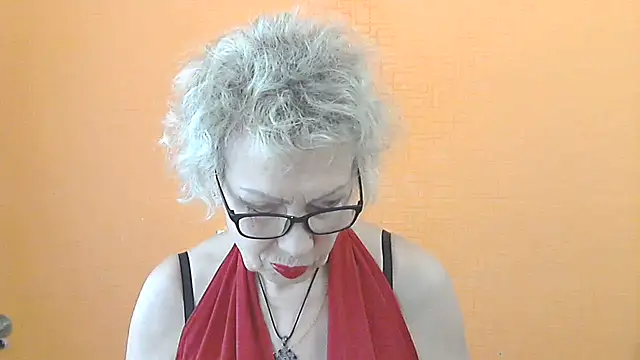Snapshot of NessyJenixs chatting on June 16, 2026, 6:38 am NessyJenixs online show from June 16, 2026, 6:38 am