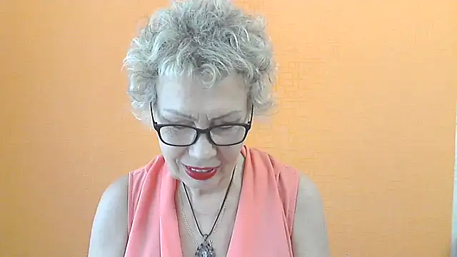 Snapshot of NessyJenixs chatting on July 1, 2026, 7:21 am NessyJenixs online show from July 1, 2026, 7:21 am