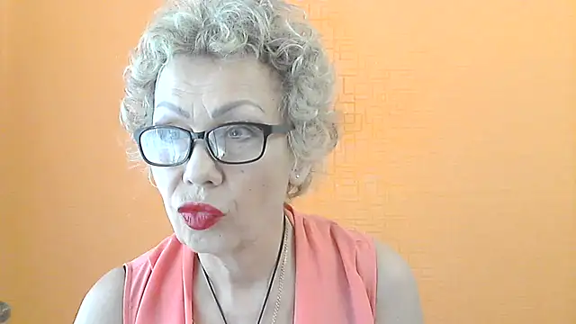 Snapshot of NessyJenixs chatting on July 2, 2026, 6:52 am NessyJenixs online show from July 2, 2026, 6:52 am