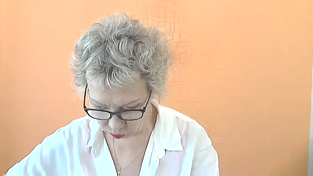 Snapshot of NessyJenixs chatting on July 29, 2026, 7:06 am NessyJenixs online show from July 29, 2026, 7:06 am