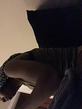 Snapshot of theprettysoles chatting on May 6, 2026, 3:02 am theprettysoles online show from May 6, 2026, 3:02 am