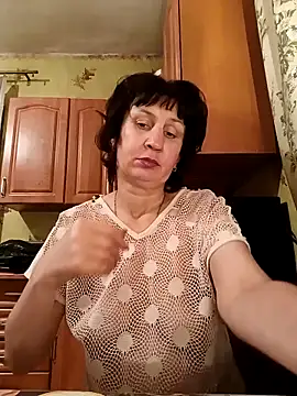 Snapshot of Laura_Kiss chatting on February 28, 2025, 4:31 pm Laura Kiss online show from February 28, 2025, 4:31 pm